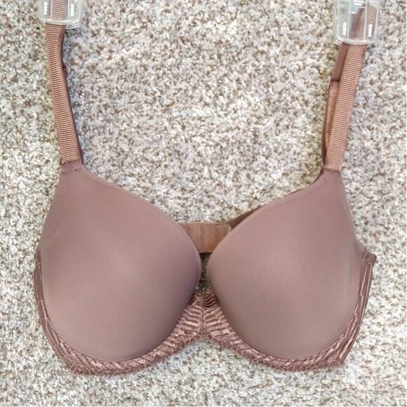 Wacoal La Femme Plunge T-Shirt Bra 853117 Size 34DD Underwire Lightly Padded - Picture 1 of 9